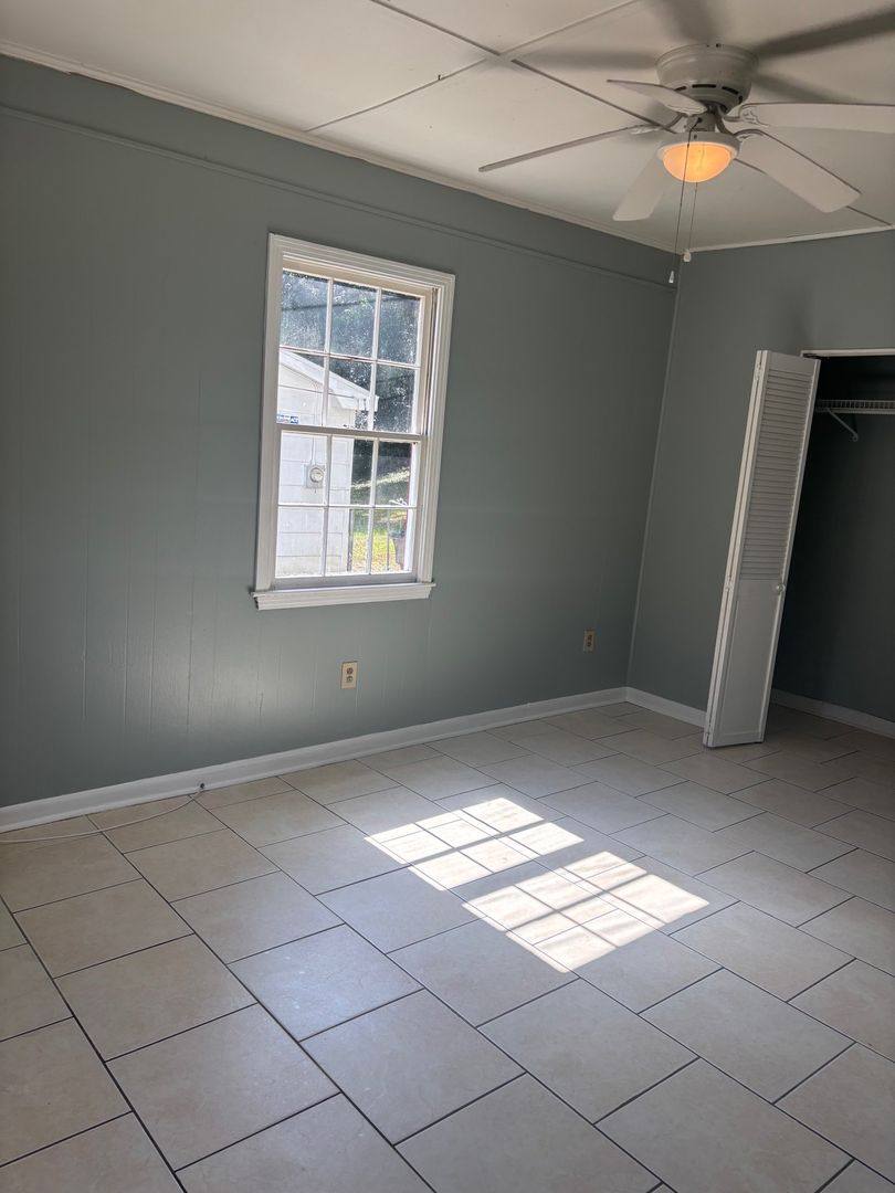 House for rent at 4161 Yorkshire Lane, Mobile, AL 36609