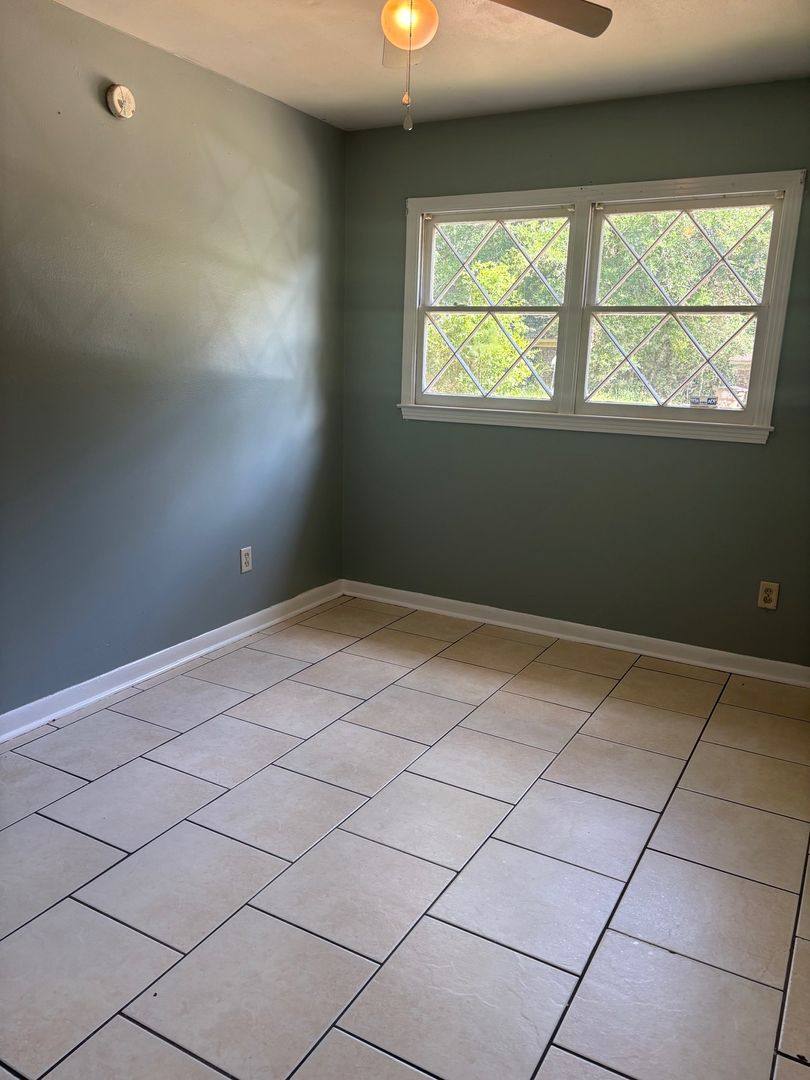 House for rent at 4161 Yorkshire Lane, Mobile, AL 36609