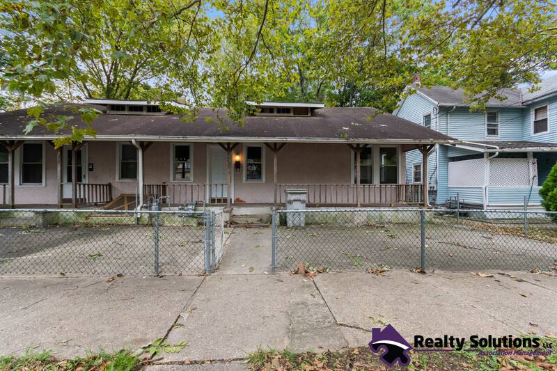 Apartment for rent at 733 E Cherry St, Vineland, NJ 08360