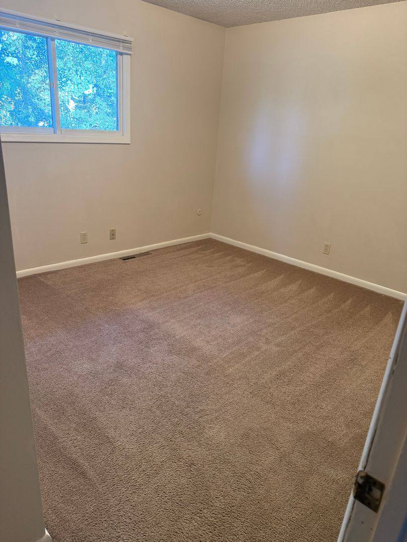 Apartment for rent at 332-334 Covert Lane, Billings, MT 59105