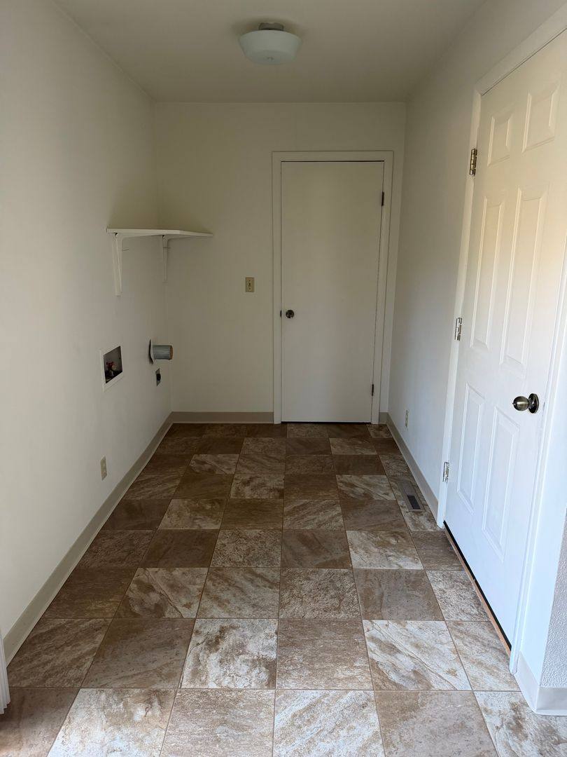 Apartment for rent at 332-334 Covert Lane, Billings, MT 59105