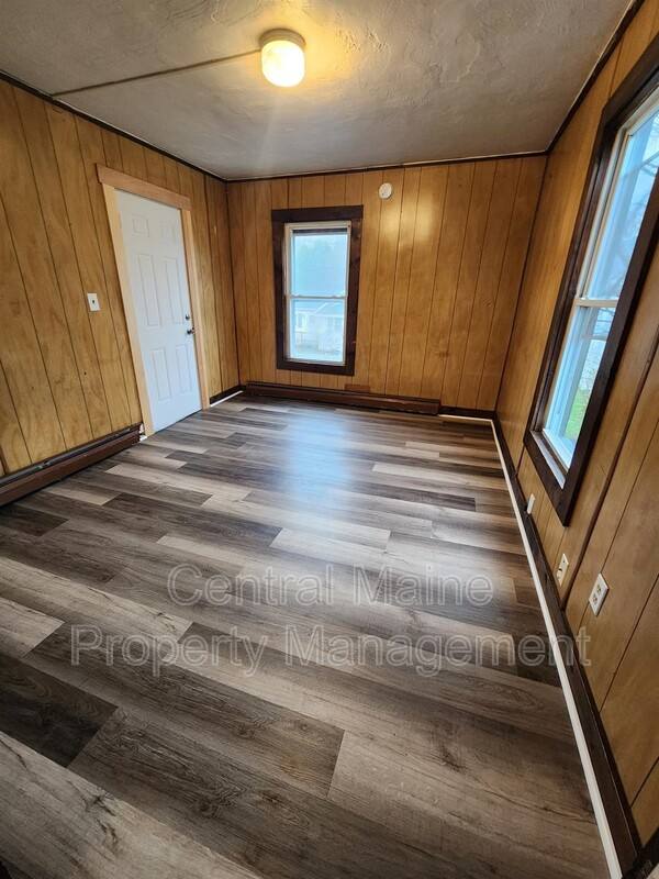 Apartment for rent at 60 Spring St #4, Gardiner, ME 04345