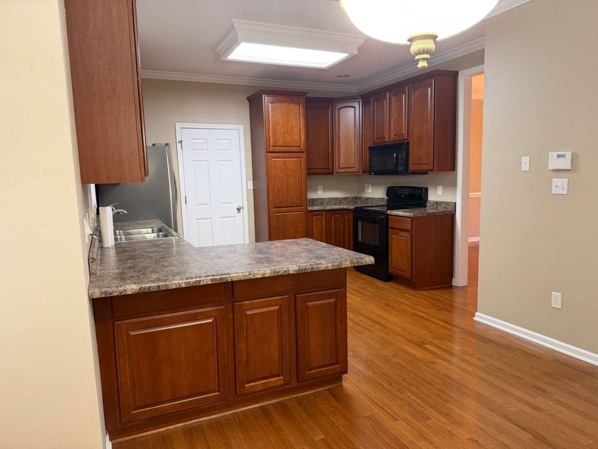 House for rent at 492 Glenshire Lane, Lenoir City, TN 37771