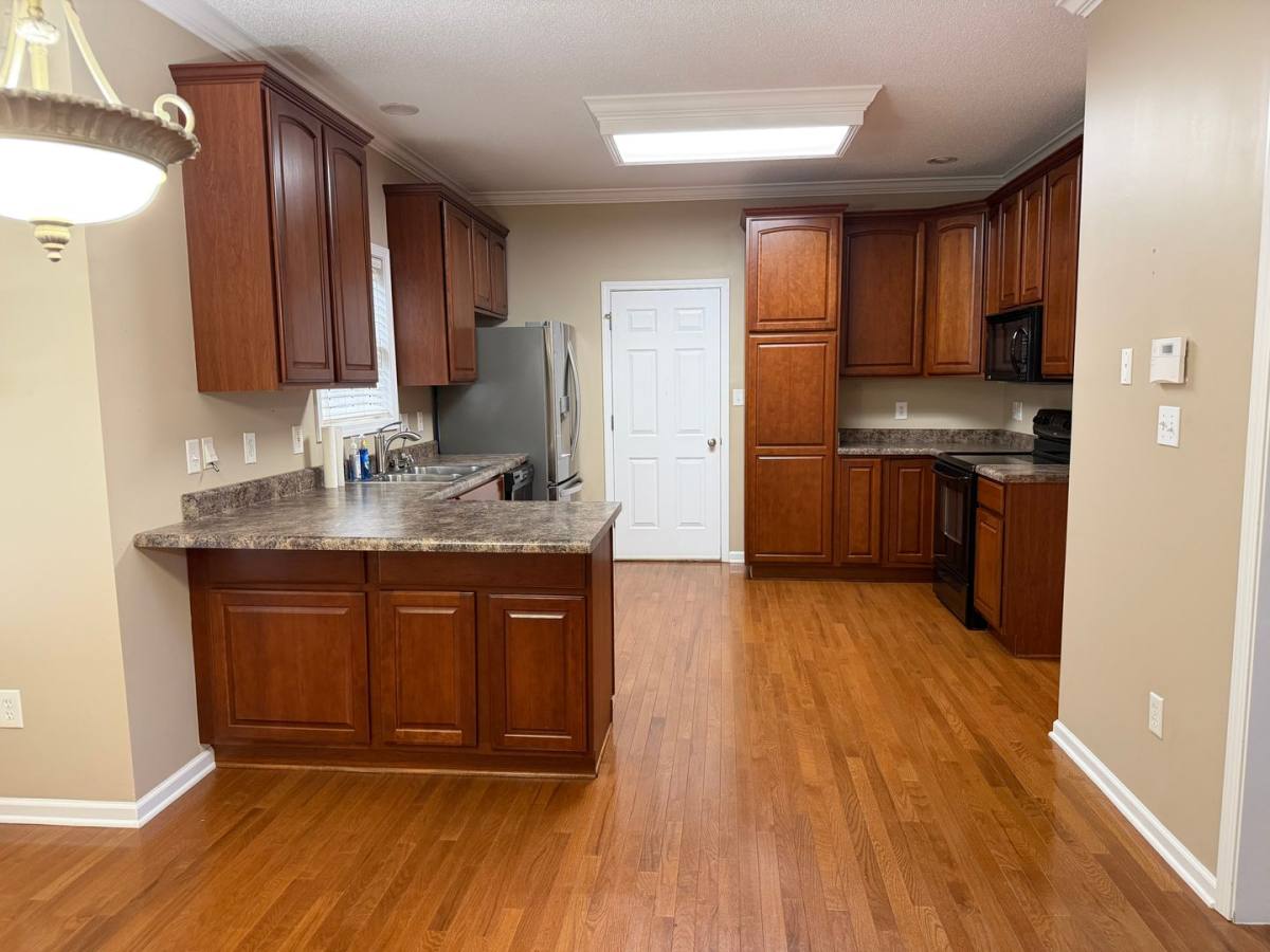 House for rent at 492 Glenshire Lane, Lenoir City, TN 37771