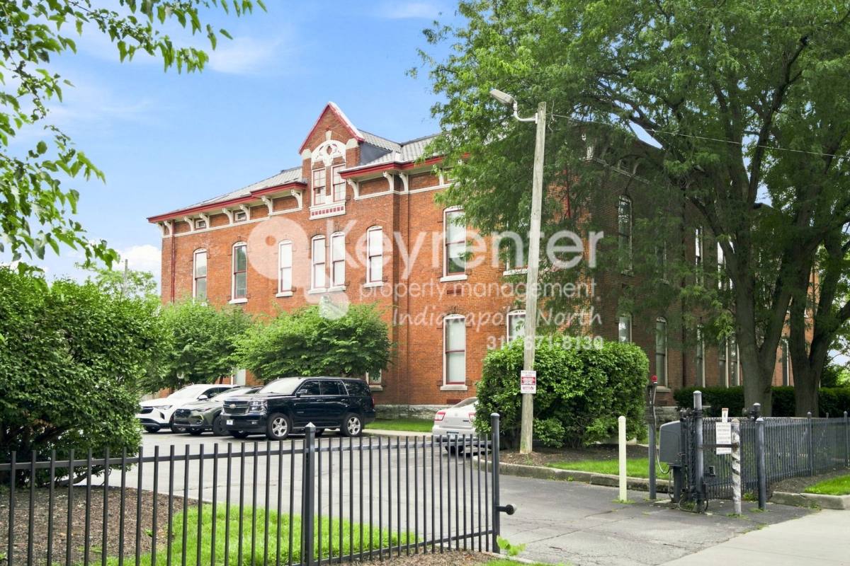 Apartment for rent at 714 Buchanan St #4, Indianapolis, IN 46203
