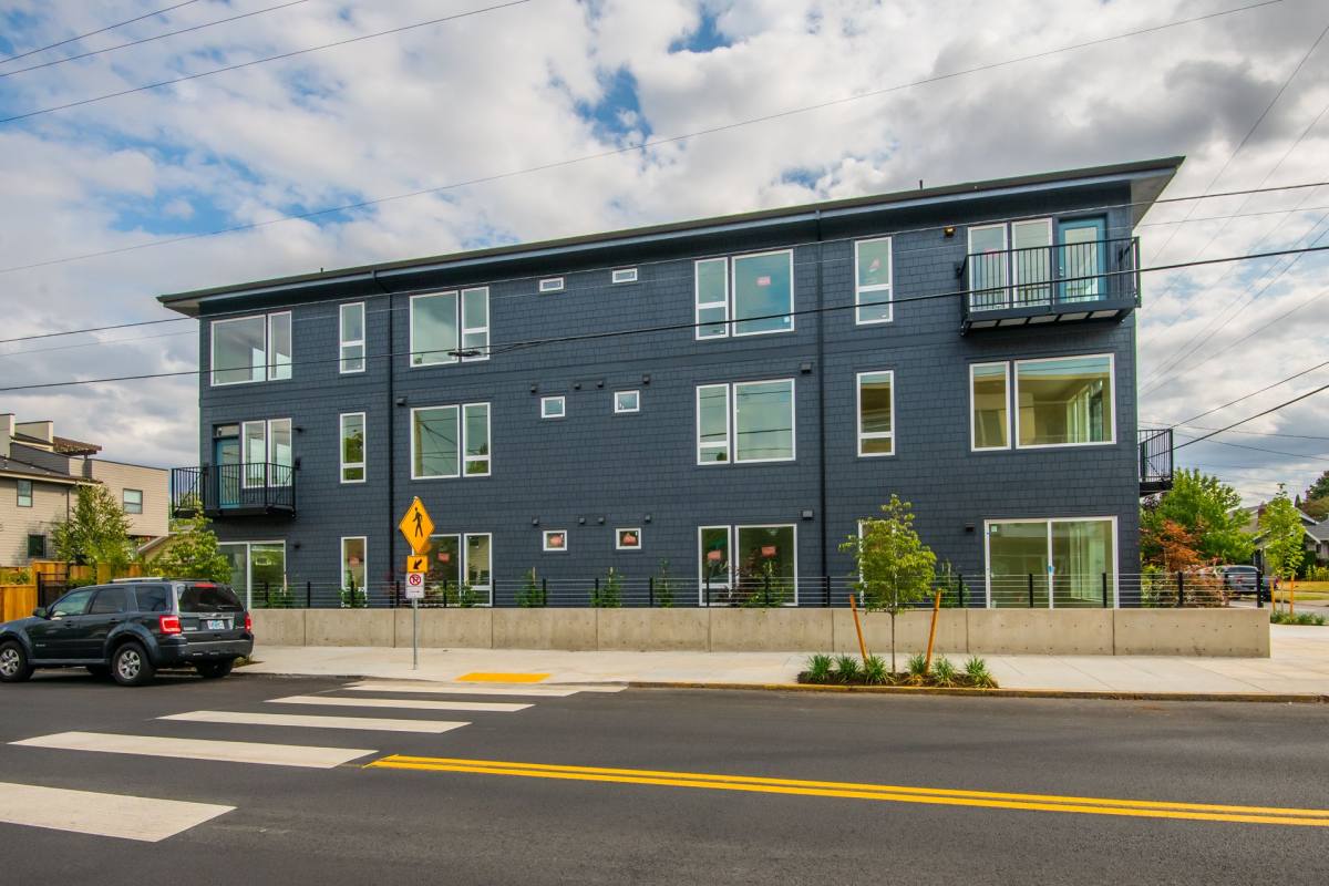 Apartment for rent at 3450 NE 50th Ave, Portland, OR 97213