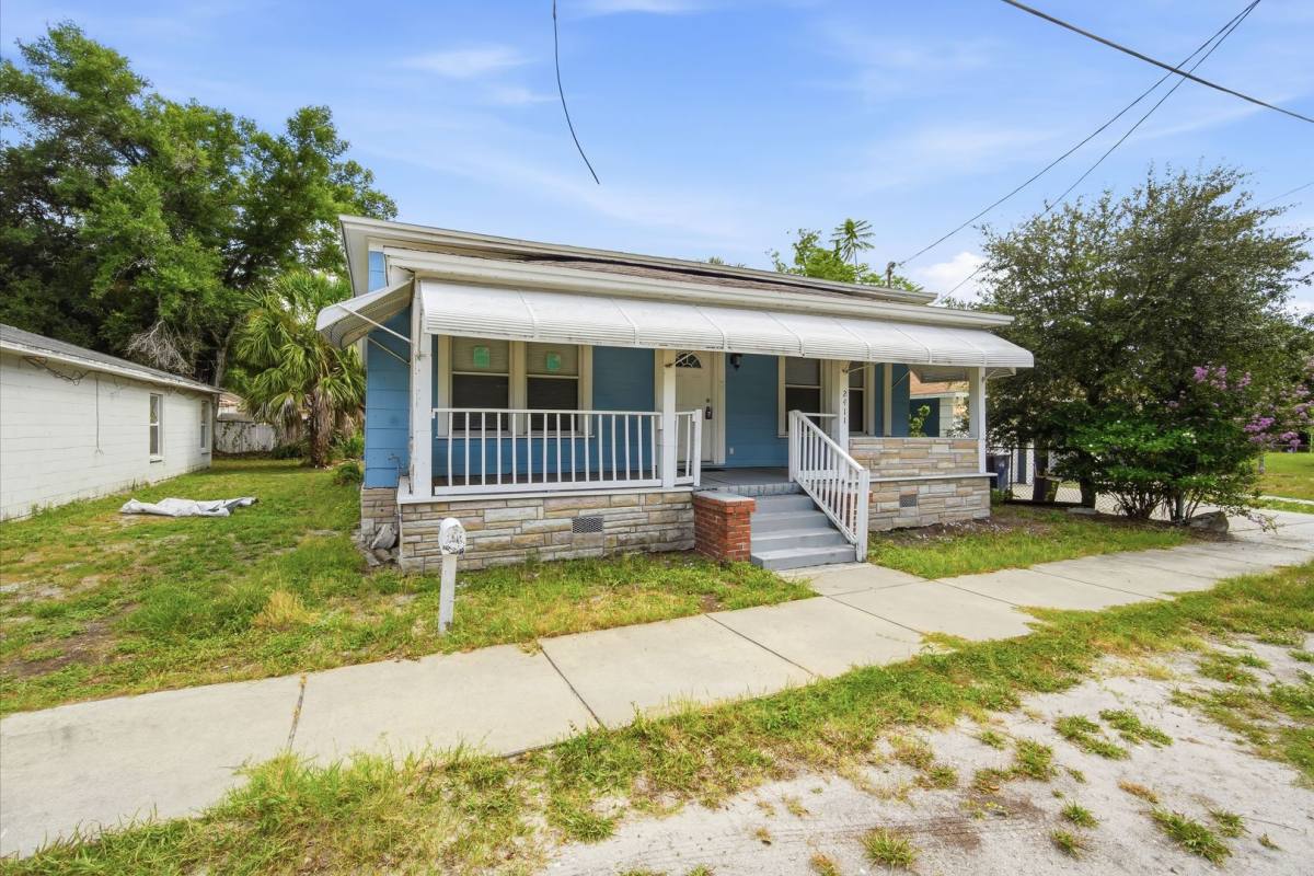2411 E 18th, Tampa, FL 33605 - House for Rent - Image 2