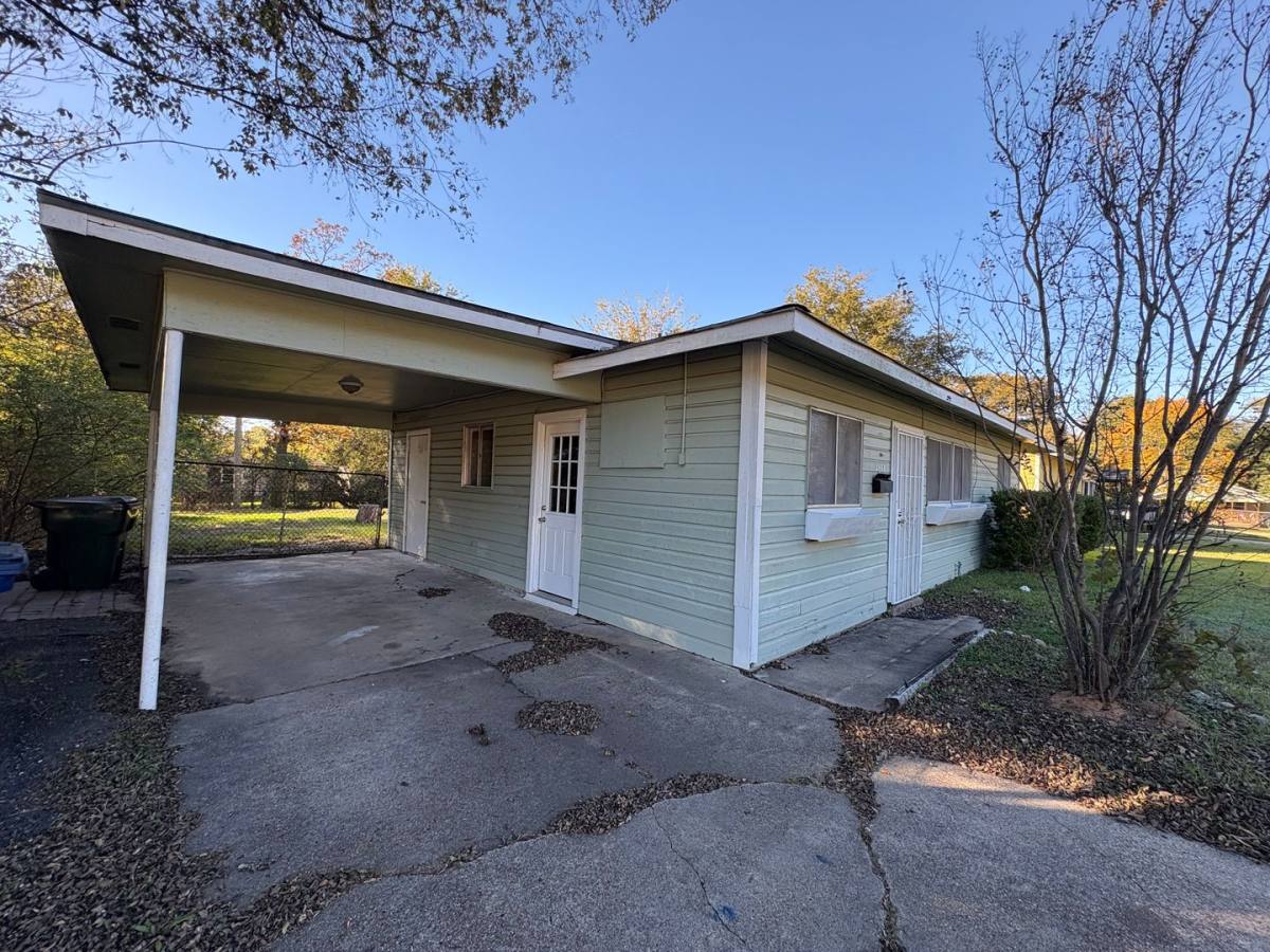 House for rent at 8408 David Dr, Shreveport, LA 71106