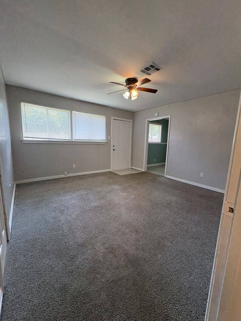 House for rent at 8408 David Dr, Shreveport, LA 71106
