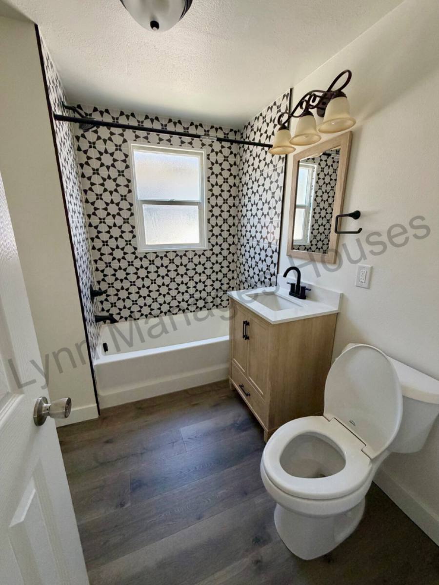 House for rent at 1010 W 20th St, Cheyenne, WY 82001