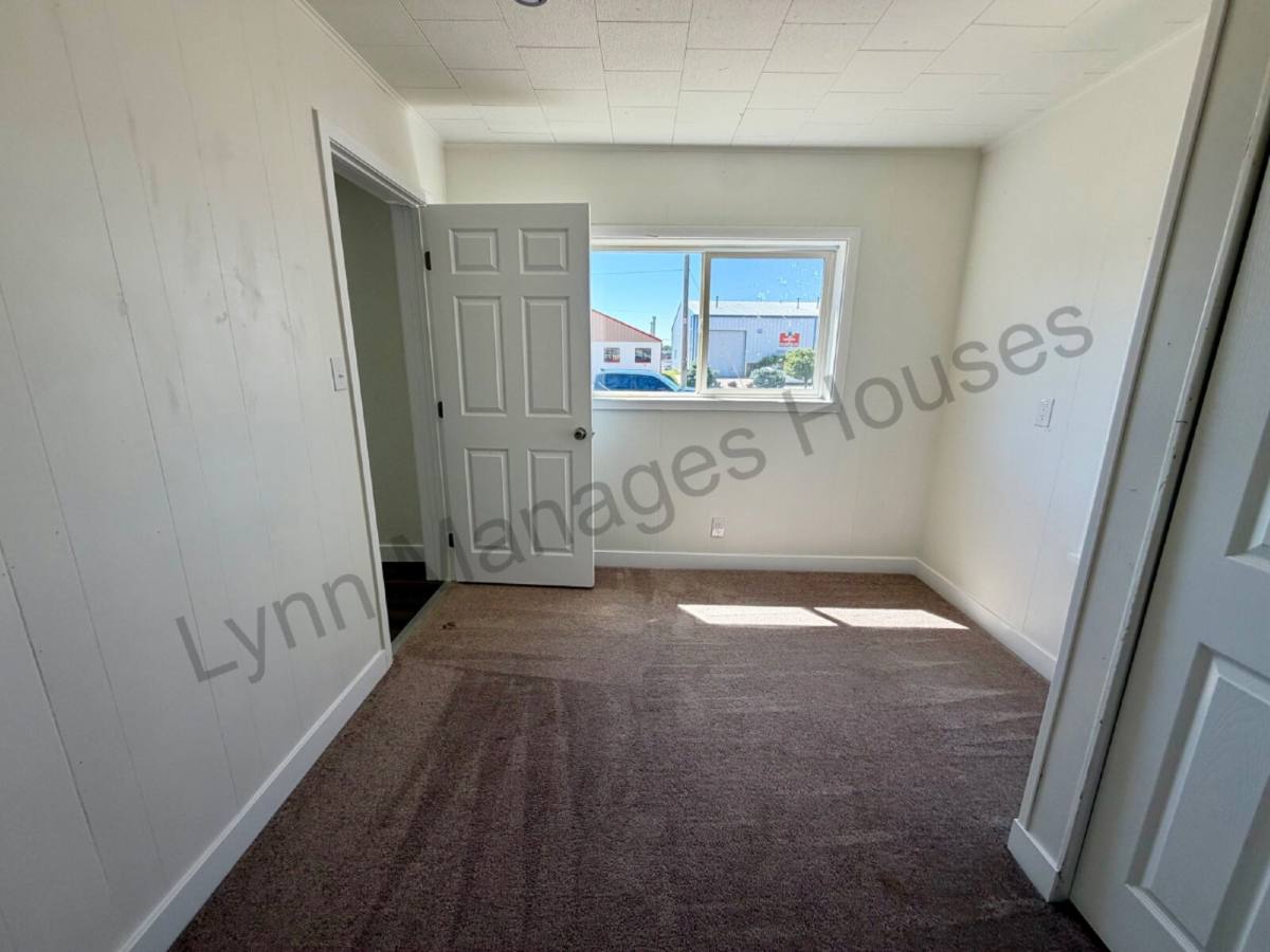 House for rent at 1010 W 20th St, Cheyenne, WY 82001