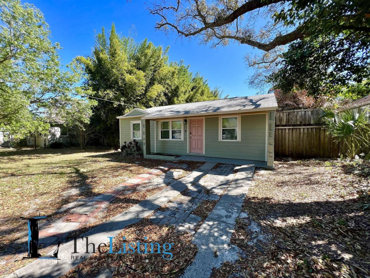 House for rent at 5905 N Tampa St, Tampa, FL 33604