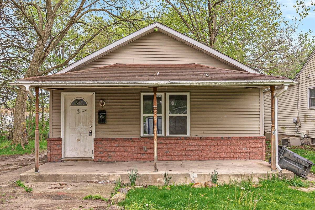 House for rent at 1910 N Johnson St, South Bend, IN 46628