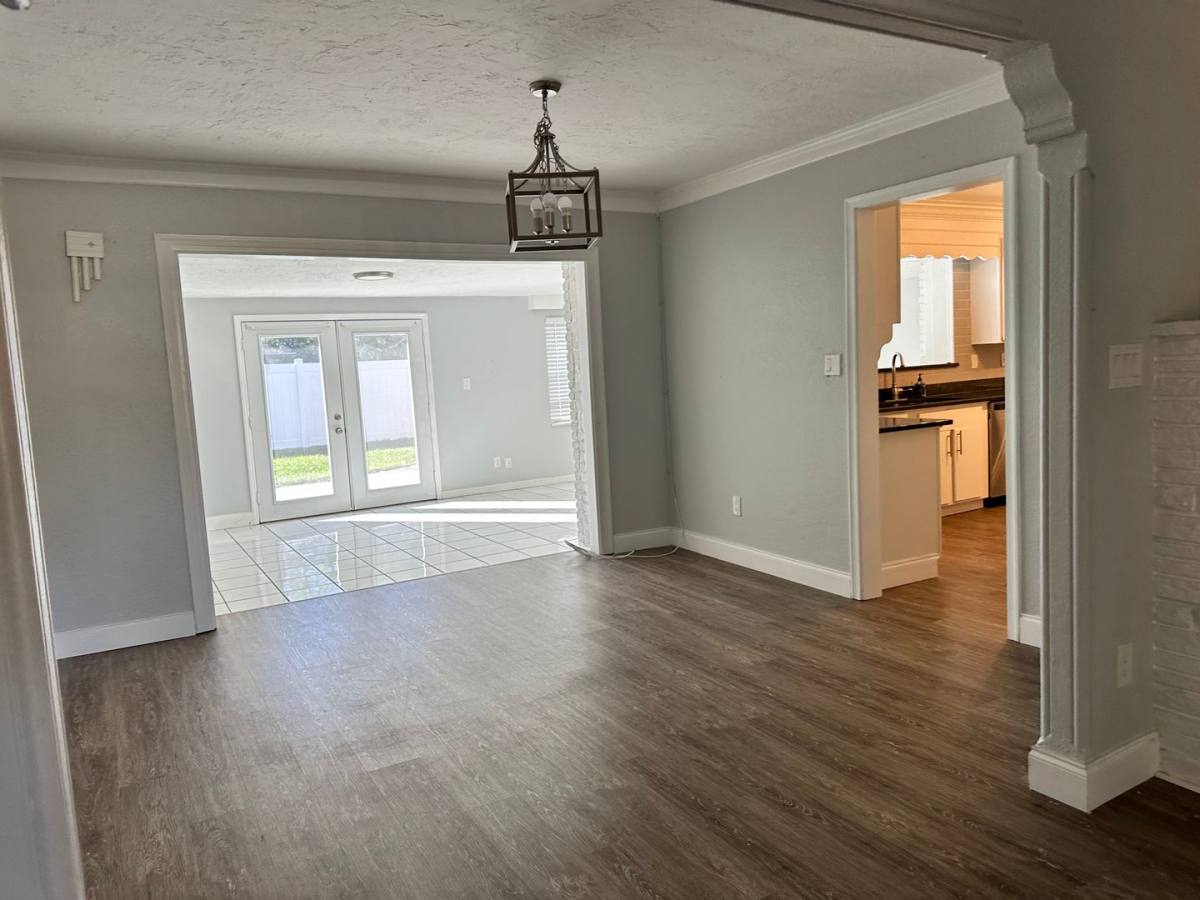 Apartment for rent at 1060 Indian Beach, Sarasota, FL 34234