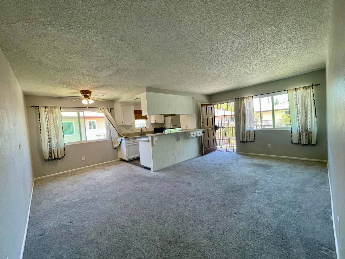 House for rent at 9858 Mission Vega Rd, Santee, CA 92071