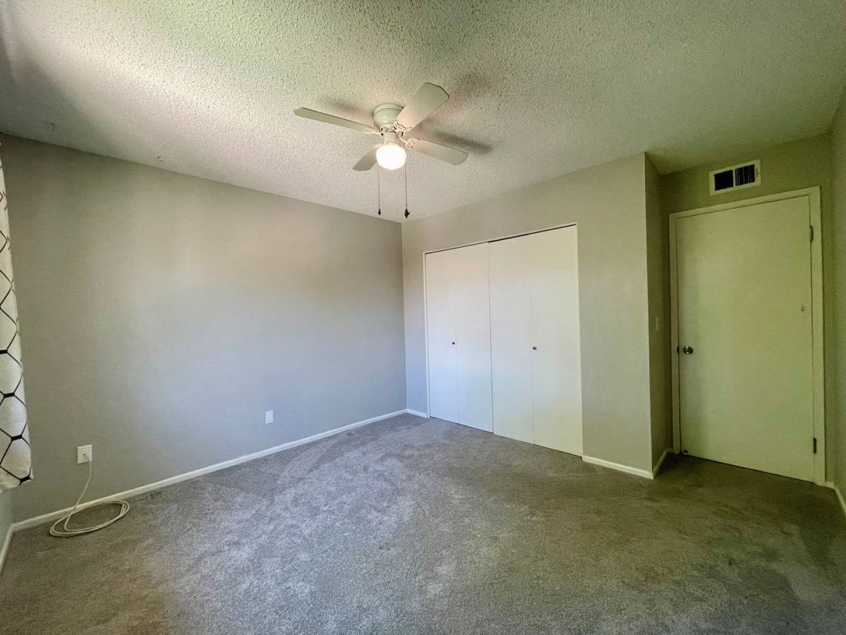 House for rent at 9858 Mission Vega Rd, Santee, CA 92071
