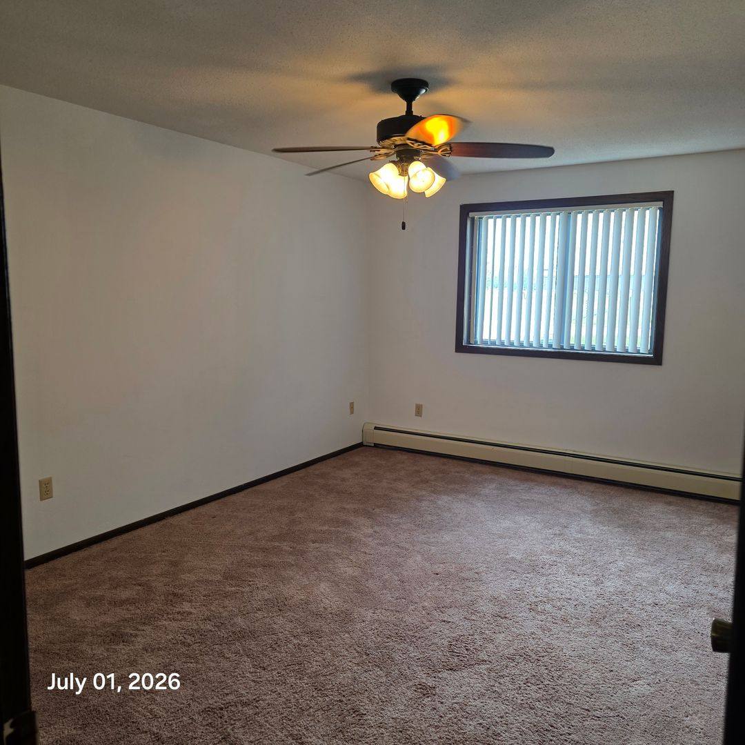Apartment for rent at 1927 Hartle Ave, Owatonna, MN 55060