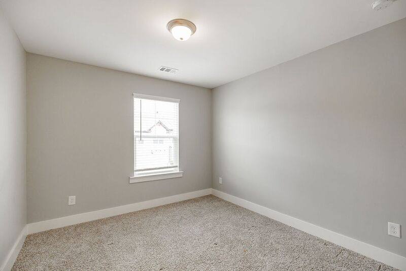 Townhouse for rent at 38 Auburn Woods Dr, Auburn, GA 30011