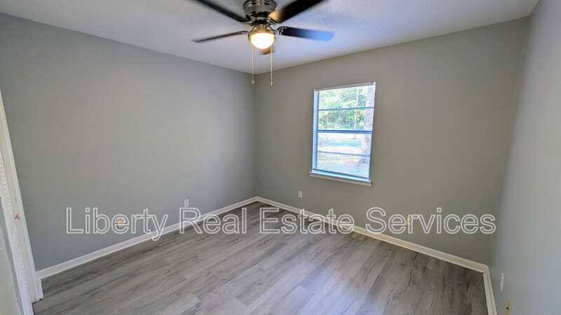 Apartment for rent at 134 Pointe S Dr #A, Hinesville, GA 31313