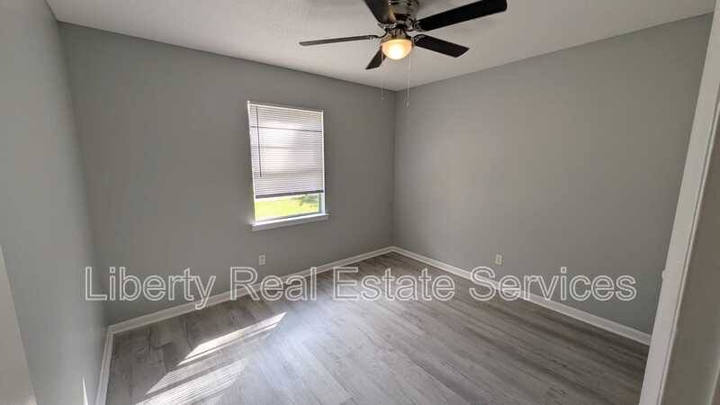 Apartment for rent at 134 Pointe S Dr #A, Hinesville, GA 31313