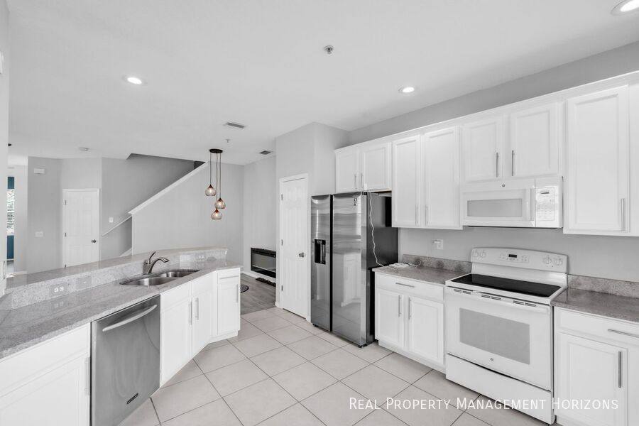 House for rent at 3786 Mahony Lane, Sarasota, FL 34233