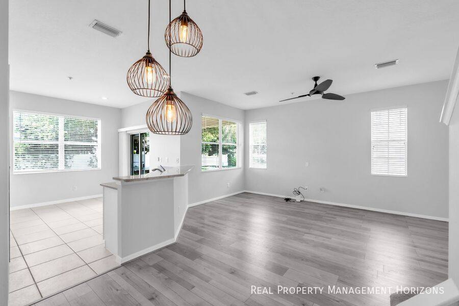 House for rent at 3786 Mahony Lane, Sarasota, FL 34233
