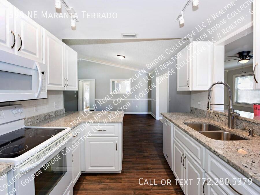 House for rent at 598 NE Maranta Terrado, Jensen Beach, FL 34957