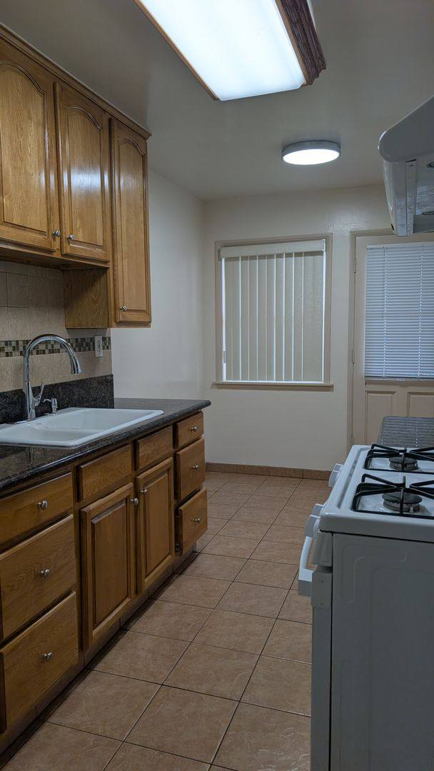 Apartment for rent at 1328 S Fremont Ave, Alhambra, CA 91803