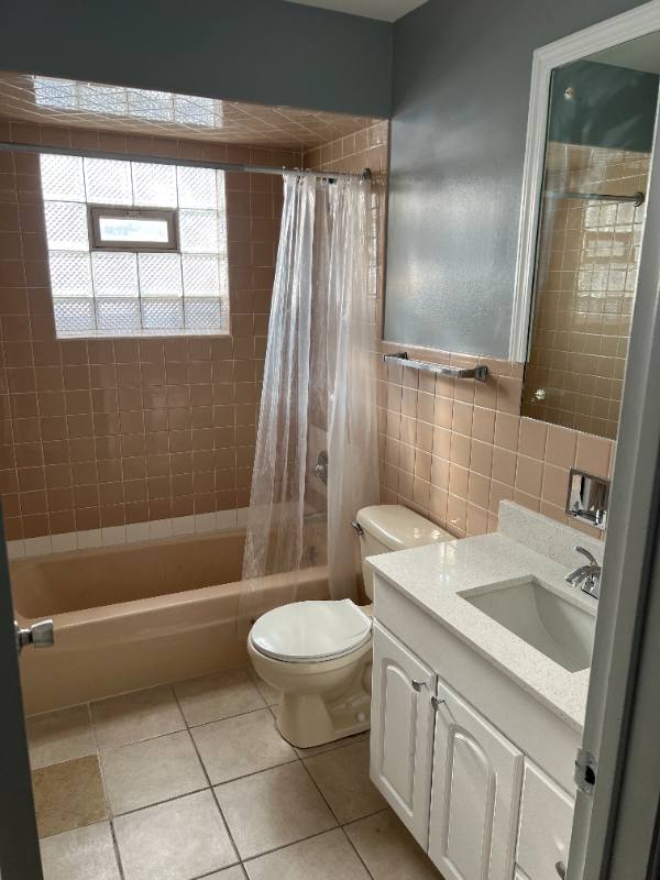 Apartment for rent at 1834 N 22nd Ave #1, Melrose Park, IL 60160