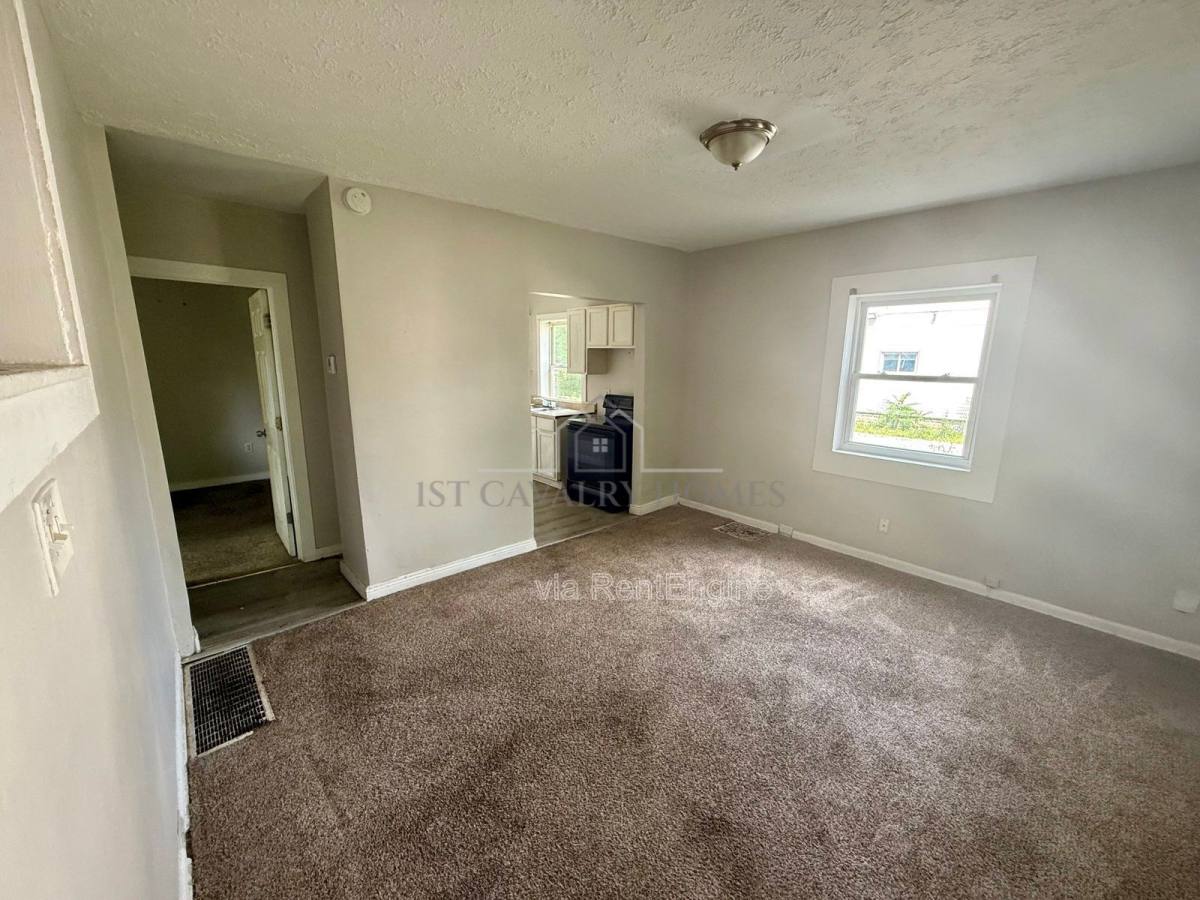 Apartment for rent at 289 Sumner Court, Akron, OH 44311