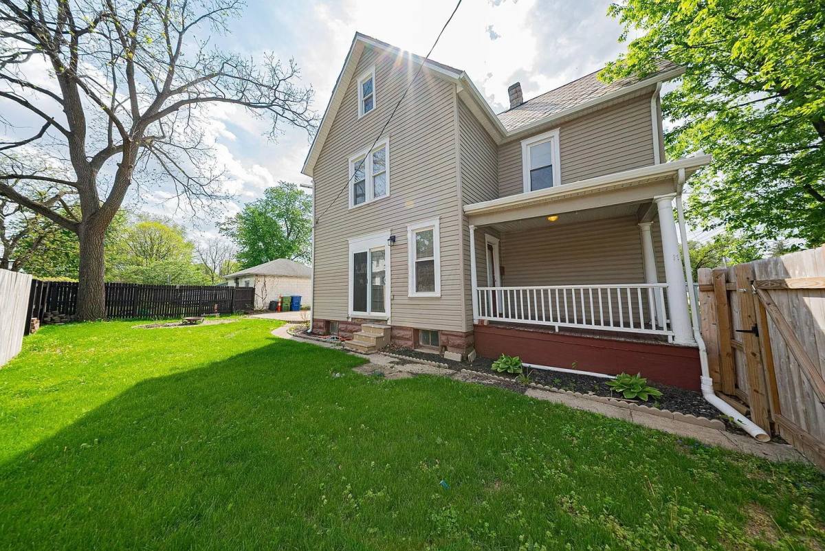House for rent at 351 W William St, Delaware, OH 43015