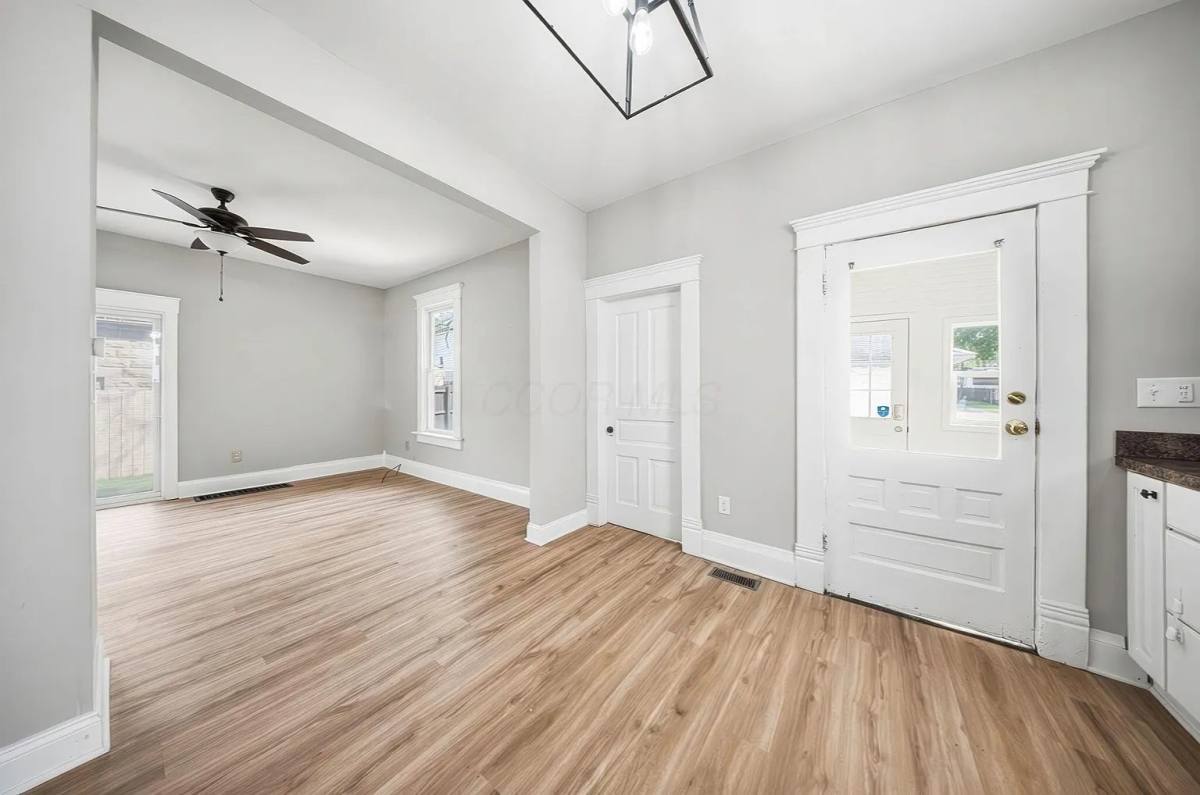 House for rent at 351 W William St, Delaware, OH 43015