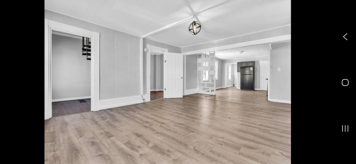 Apartment for rent at 68 Union St #MIDDLE, Brunswick, ME 04011