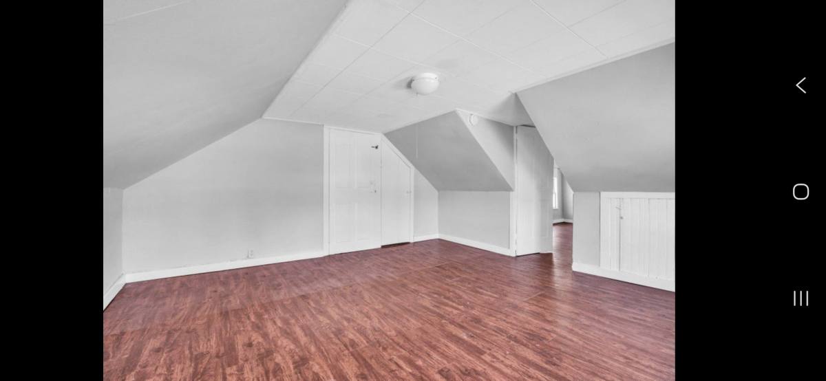 Apartment for rent at 68 Union St #MIDDLE, Brunswick, ME 04011