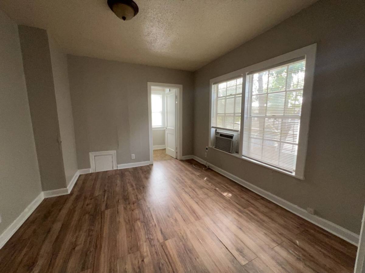 1552 Lombardy St, Houston, TX 77023 - Apartment for Rent - Image 7