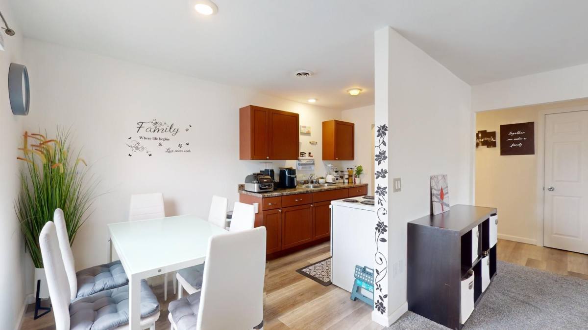 Apartment for rent at 820 6th St, Nevada, IA 50201