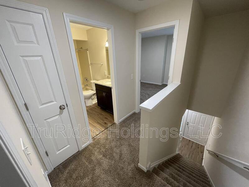 Townhouse for rent at 4757 Ledgewood Dr #5C, Medina, OH 44256