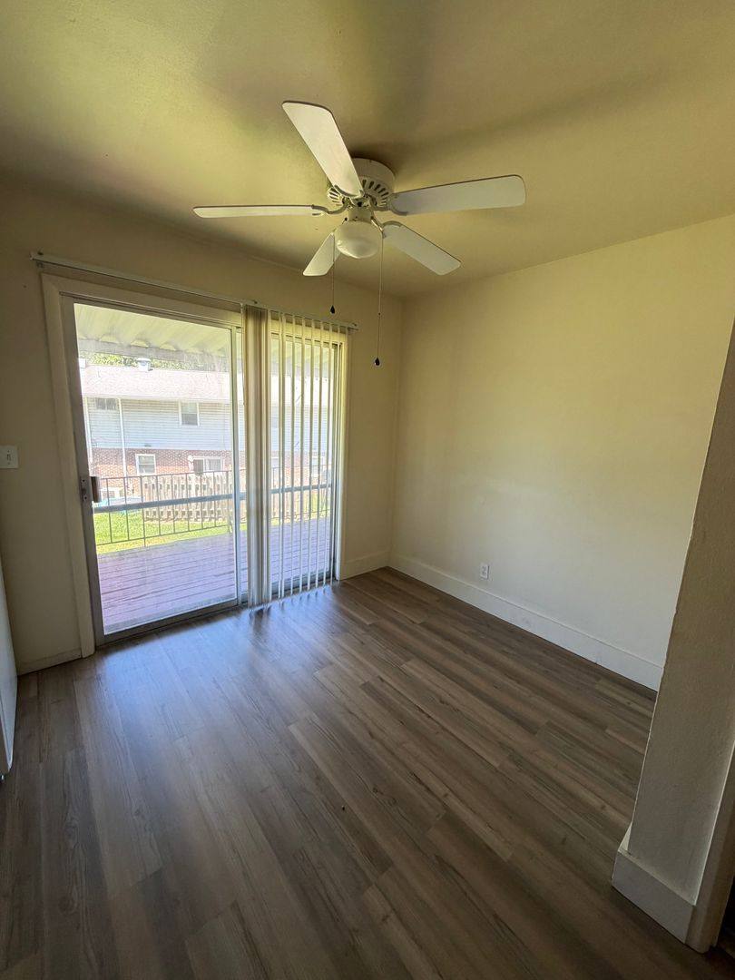 Apartment for rent at 2014 Wood River Dr, Carbondale, IL 62901