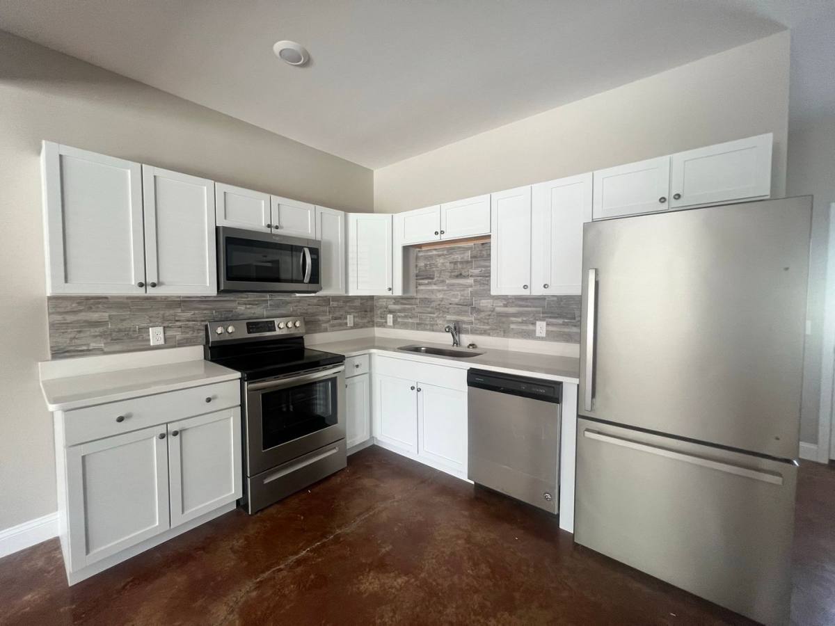 Townhouse for rent at 311 Broad St, Statesboro, GA 30458