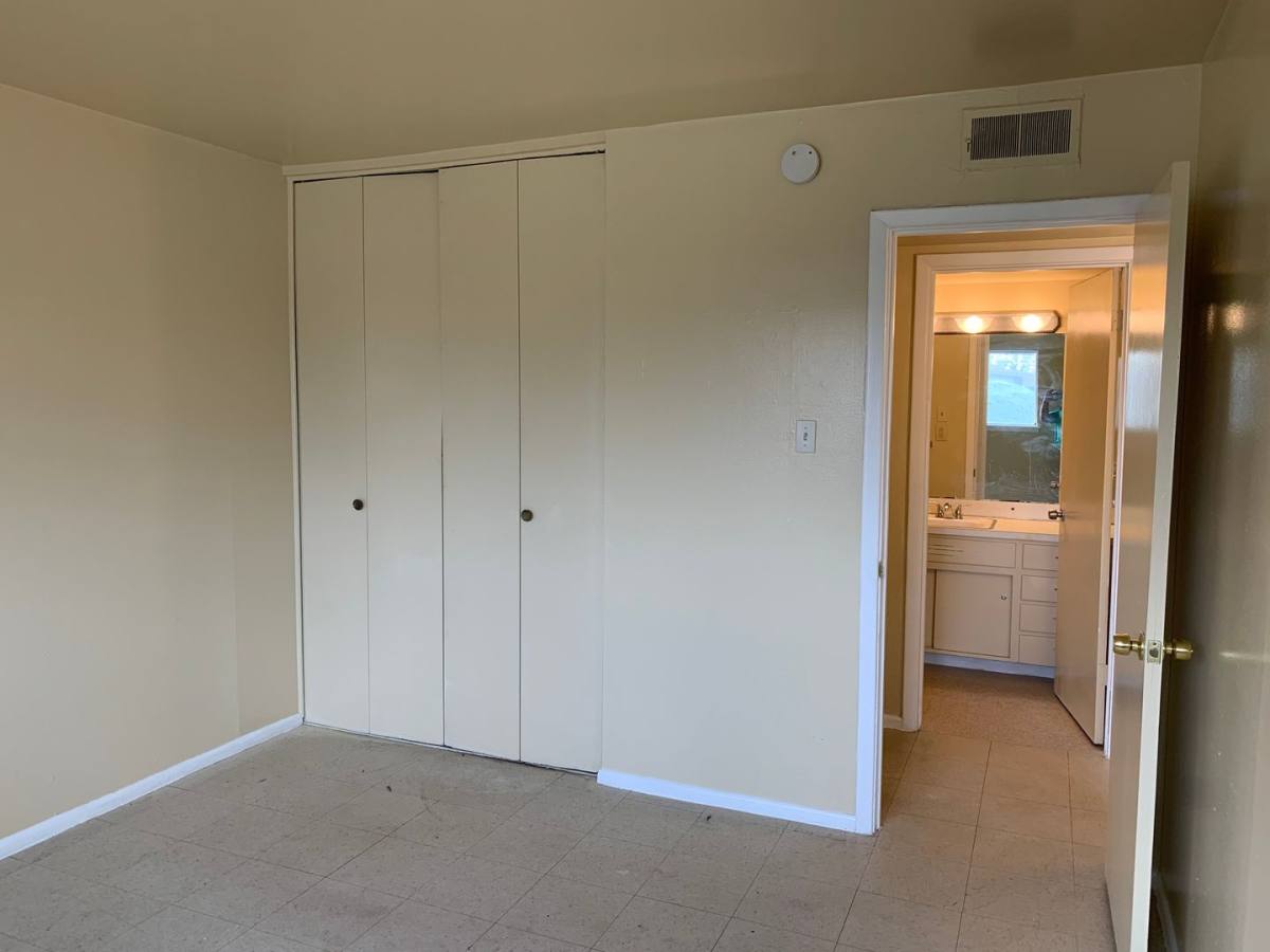 Townhouse for rent at 359 Waxwood, San Antonio, TX 78216