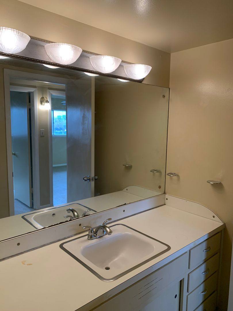 Townhouse for rent at 359 Waxwood, San Antonio, TX 78216