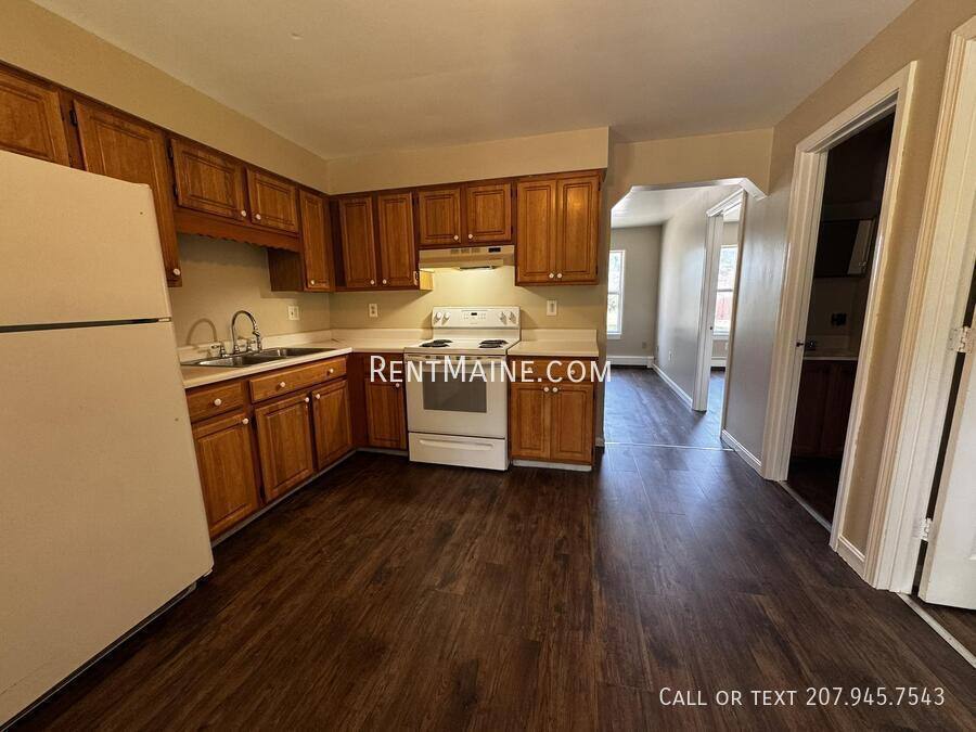 Apartment for rent at 8 Priest Hill Rd #2, Vassalboro, ME 04989
