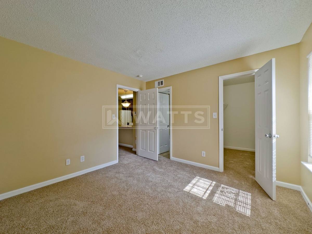 Apartment for rent at 3848 6th Ave S, Birmingham, AL 35222