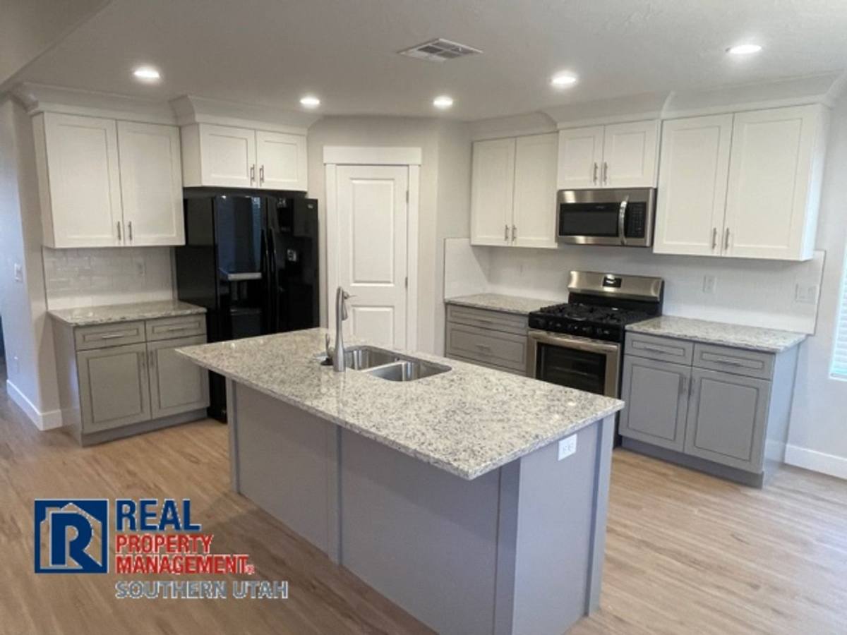 House for rent at 1861 W 150 S, Hurricane, UT 84737