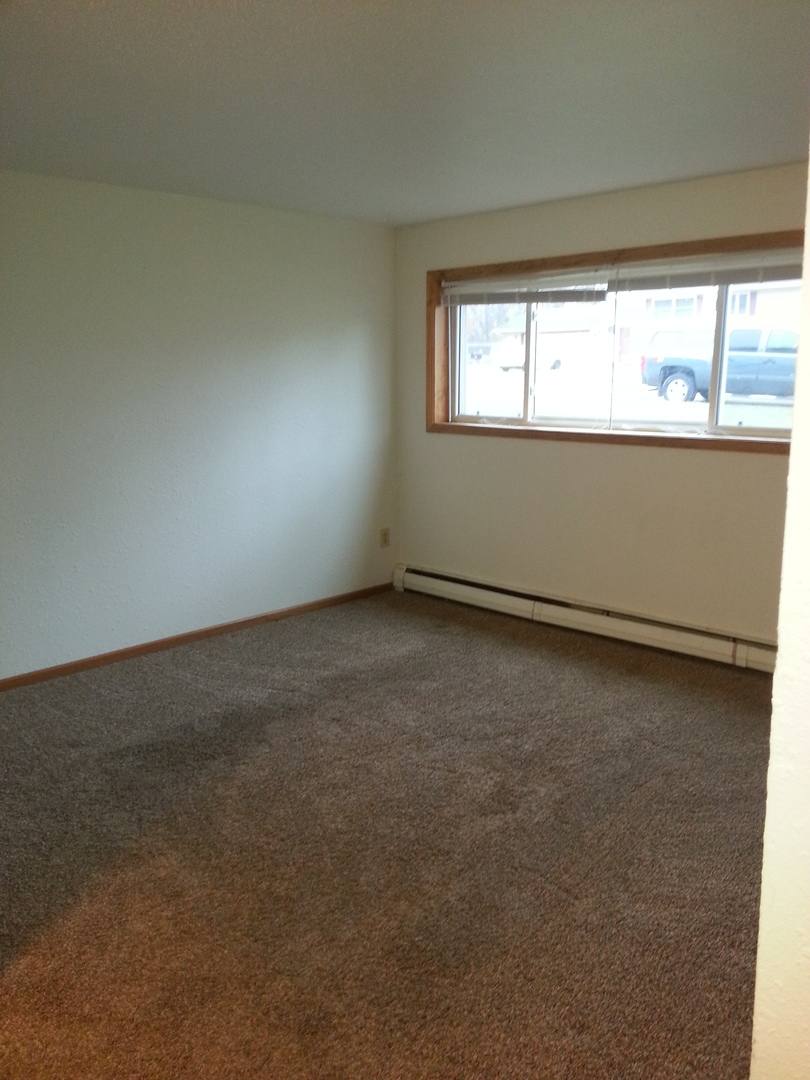 Apartment for rent at 218 21 St NW, Owatonna, MN 55060