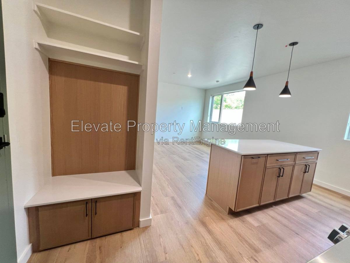 Apartment for rent at 1617 NW 16th St E, Oklahoma City, OK 73106
