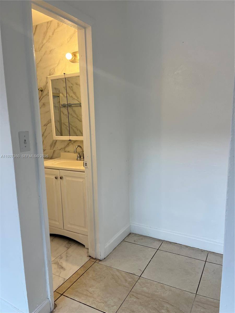 House for rent at 150 NE 173rd St, Miami, FL 33162