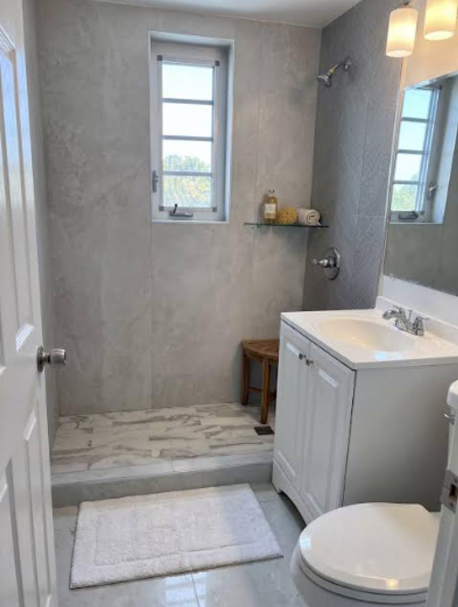 Apartment for rent at 3631 Thomas Ave, Miami, FL 33133