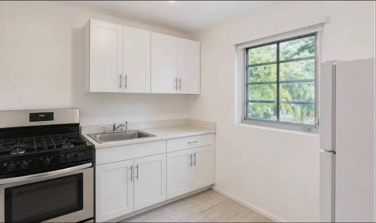 Apartment for rent at 3631 Thomas Ave, Miami, FL 33133