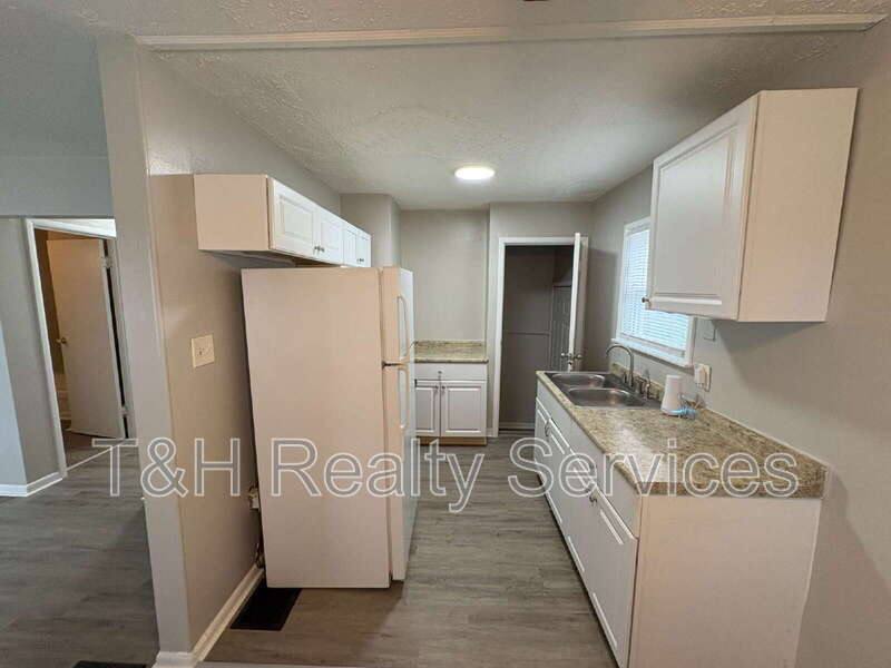 House for rent at 5425 E 21st St, Indianapolis, IN 46218